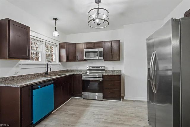 1633 Leckie ST, Portsmouth, VA 23704