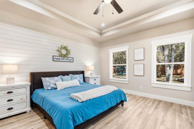 181 Augusta DR, Wimberley, TX 78676
