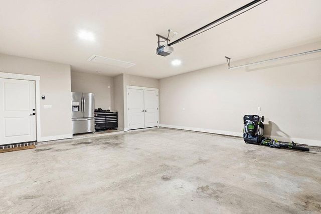 181 Augusta DR, Wimberley, TX 78676