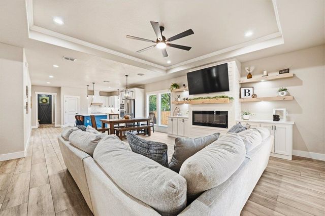 181 Augusta DR, Wimberley, TX 78676