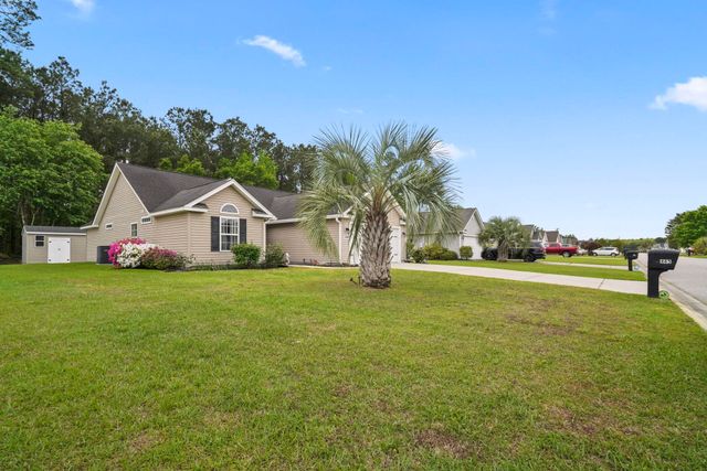 465 Carolina Woods Dr., Myrtle Beach, SC 29588