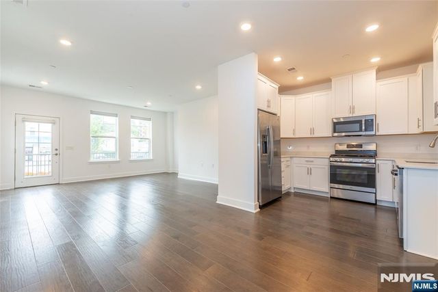 341 Main, Little Falls, NJ 07424
