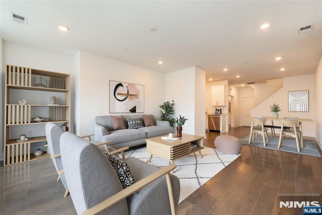 341 Main, Little Falls, NJ 07424