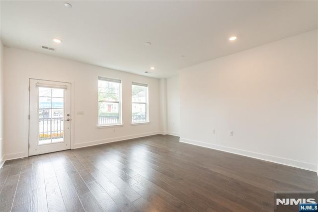 341 Main, Little Falls, NJ 07424