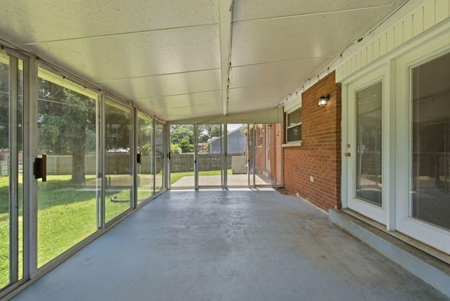 207 Bellwood Court, Frankfort, KY 40601