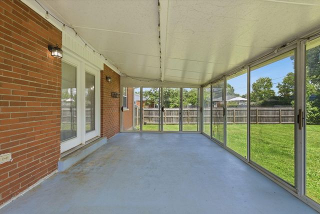 207 Bellwood Court, Frankfort, KY 40601