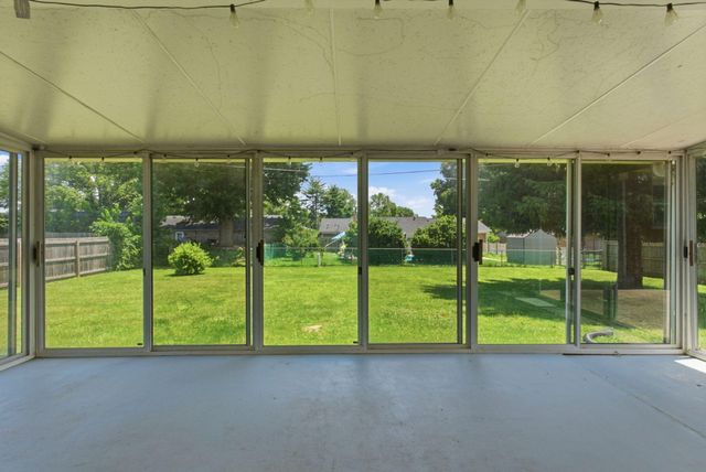 207 Bellwood Court, Frankfort, KY 40601