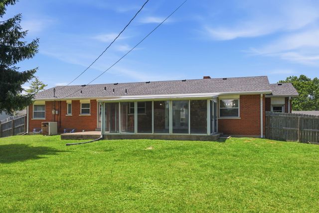 207 Bellwood Court, Frankfort, KY 40601