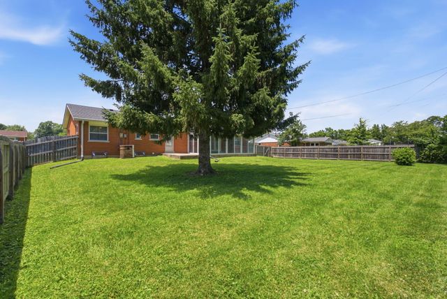 207 Bellwood Court, Frankfort, KY 40601