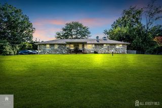 556 Spotswood Englishtown Road, Monroe, NJ 08831