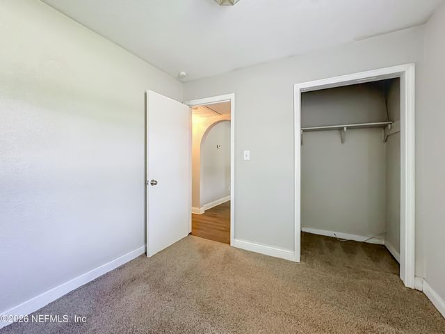 3811 SPRING PARK Road, Jacksonville, FL 32207