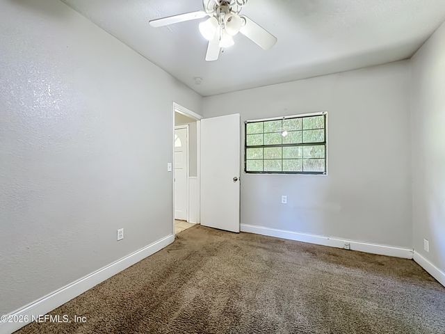 3811 SPRING PARK Road, Jacksonville, FL 32207