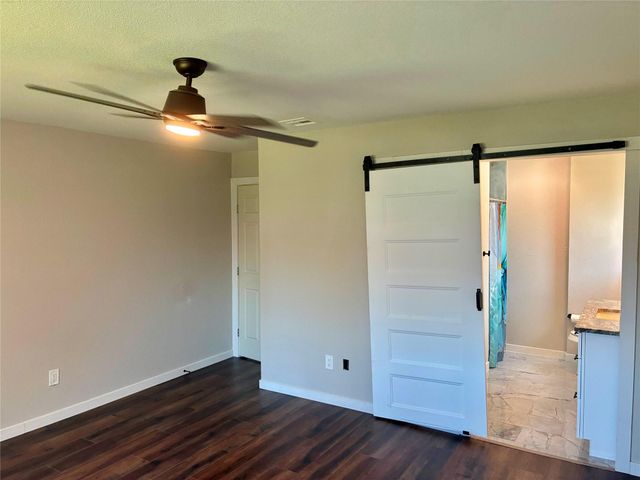 9815 Rocky Hollow Road, La Porte, TX 77571