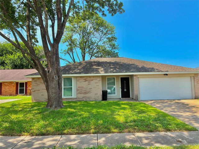 9815 Rocky Hollow Road, La Porte, TX 77571