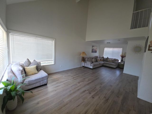 2715 Dogwood Ct, Stockton, CA 95210