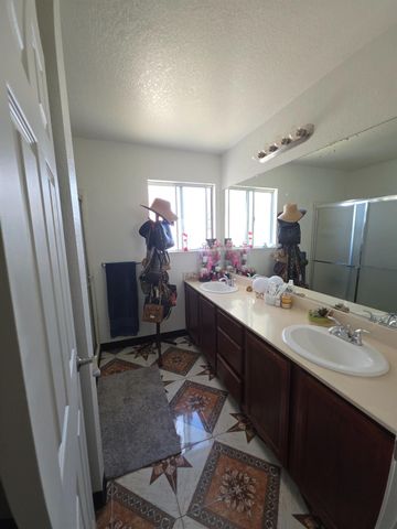 2715 Dogwood Ct, Stockton, CA 95210
