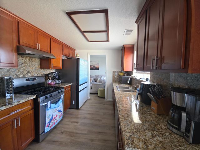 2715 Dogwood Ct, Stockton, CA 95210