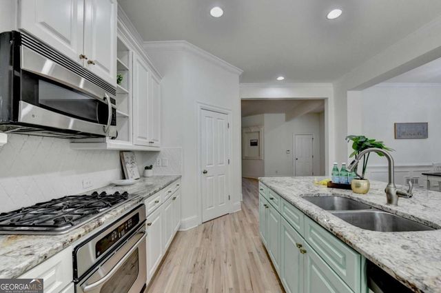 6961 Fellowship Lane, Flowery Branch, GA 30542