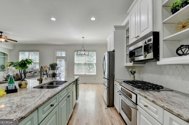 6961 Fellowship Lane, Flowery Branch, GA 30542