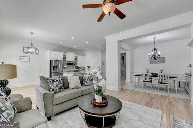 6961 Fellowship Lane, Flowery Branch, GA 30542