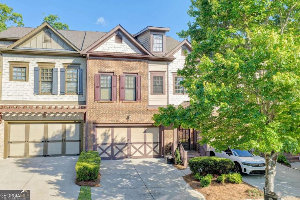6961 Fellowship Lane, Flowery Branch, GA 30542