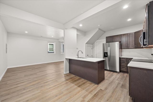 916 2nd St, Cheney, WA 99004