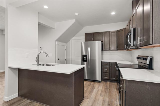 916 2nd St, Cheney, WA 99004