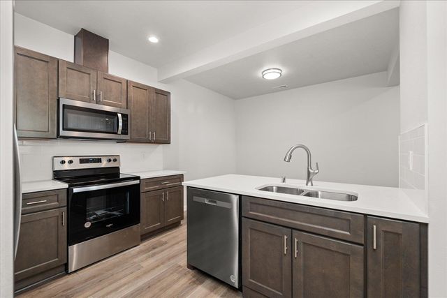 916 2nd St, Cheney, WA 99004
