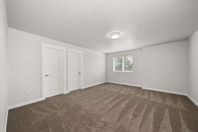 916 2nd St, Cheney, WA 99004