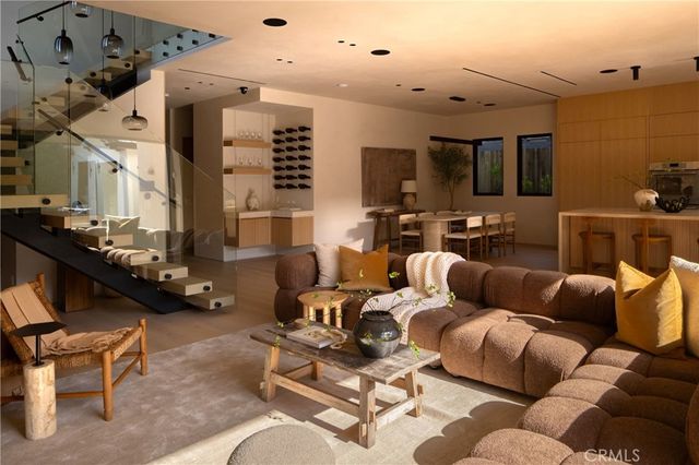 4140 Kraft Avenue, Studio City, CA 91604