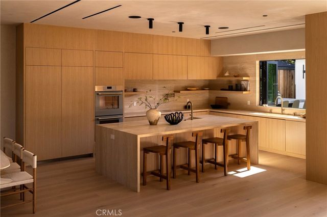 4140 Kraft Avenue, Studio City, CA 91604
