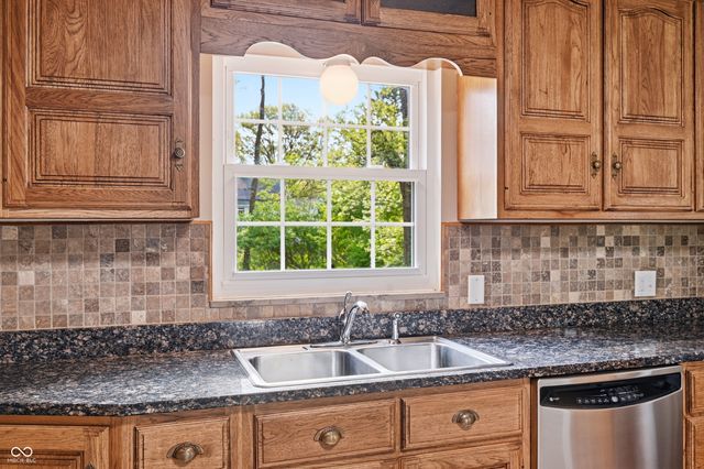 8131 Englewood Road, Indianapolis, IN 46240