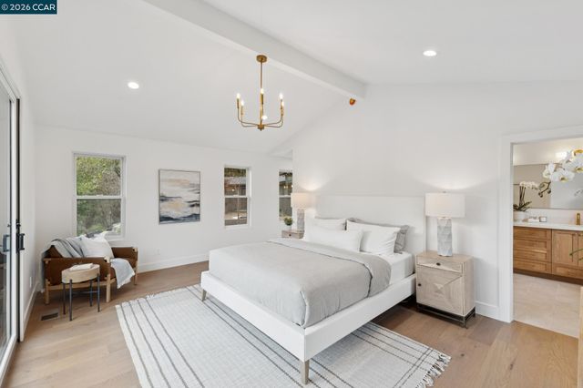 25 Snowberry Lane, Orinda, CA 94563