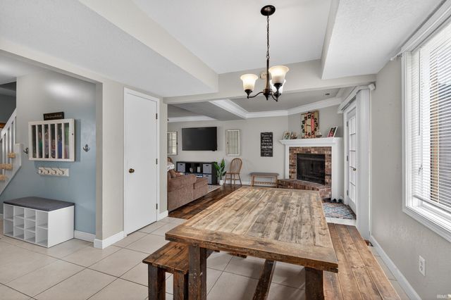 2013 Foxboro Drive, Fort Wayne, IN 46818