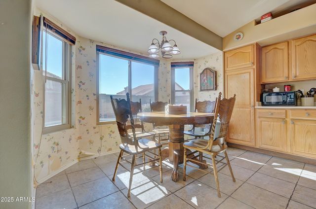 9935 W IRMA Lane, Peoria, AZ 85382