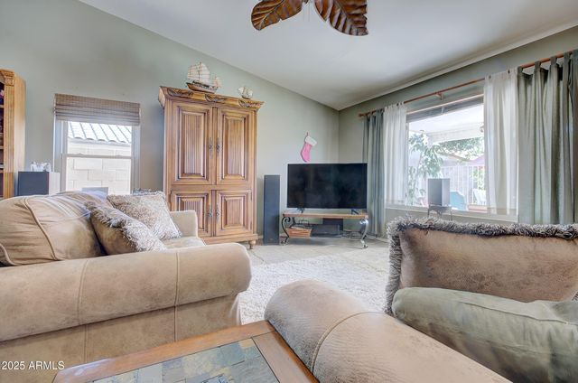 9935 W IRMA Lane, Peoria, AZ 85382