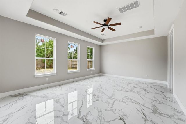 3388 Wooded Lane, Conroe, TX 77301
