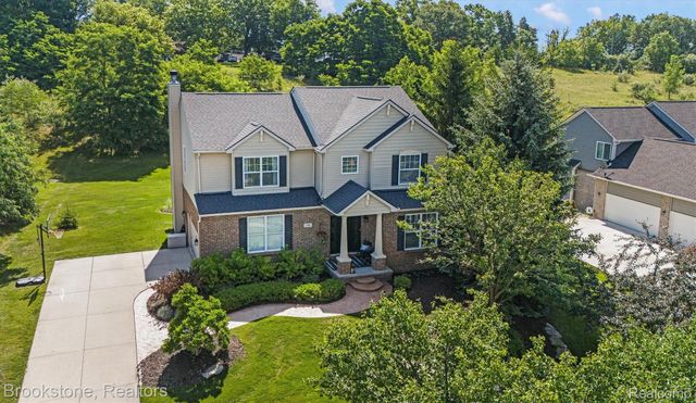 1161 Glass Lake Circle, Oxford Charter Township, MI 48371