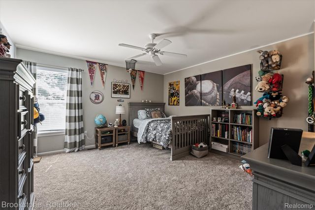 1161 Glass Lake Circle, Oxford Charter Township, MI 48371