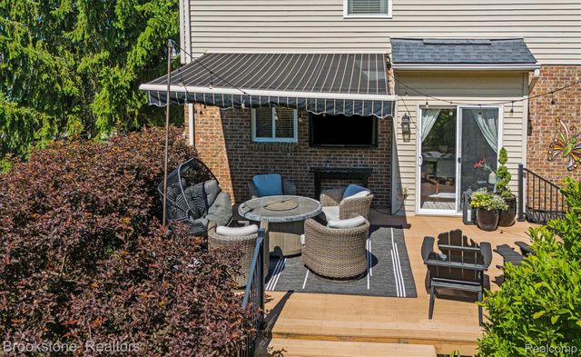 1161 Glass Lake Circle, Oxford Charter Township, MI 48371