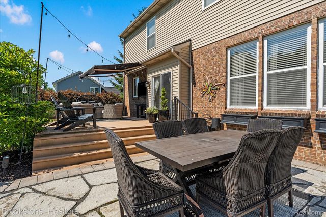 1161 Glass Lake Circle, Oxford Charter Township, MI 48371