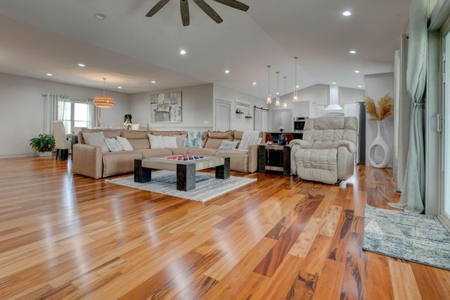 351 Benton Road, Mt Sterling, KY 40353