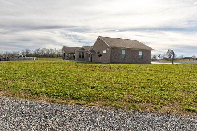 351 Benton Road, Mt Sterling, KY 40353
