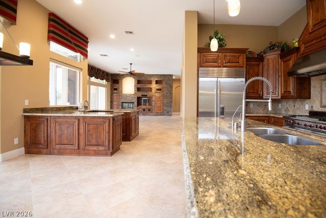 16 Belfair Court, Henderson, NV 89052