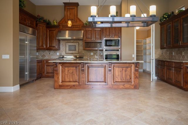 16 Belfair Court, Henderson, NV 89052
