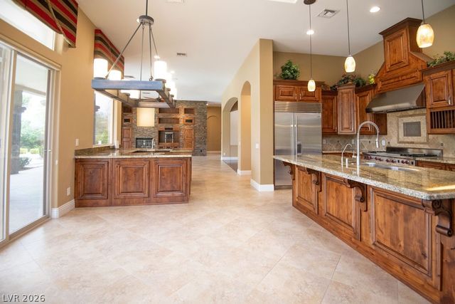 16 Belfair Court, Henderson, NV 89052