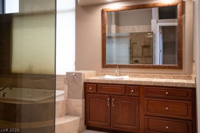 16 Belfair Court, Henderson, NV 89052