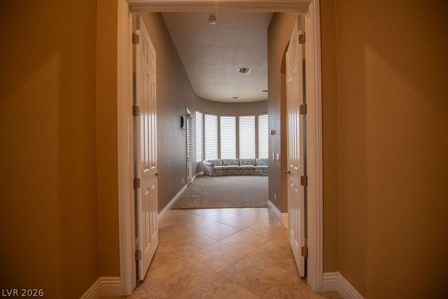 16 Belfair Court, Henderson, NV 89052