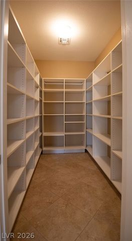 16 Belfair Court, Henderson, NV 89052