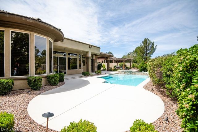 16 Belfair Court, Henderson, NV 89052